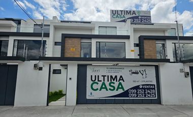 Casa por estrenar  - 3 dormitorios en la Primavera - Cumbayá Quito Ecuador