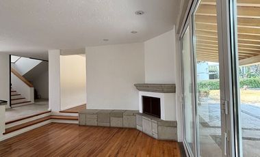 COLINDA CON CAMPO DE GOLF - HERMOSA CASA $85,000 INFORMES 442148----