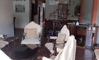 IMPORTANTE .. VENTA O RENTA DE CASA ANTIGUA CERCA DE ZONAS COMERCIALES .. CON LOCAL COMERCIAL PRECIO RENTA CASA 350$ Y LOCAL  350$