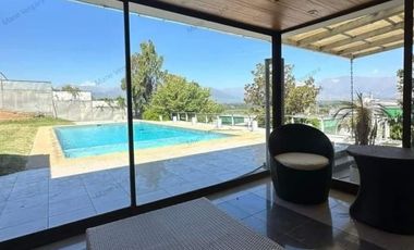 Casa en venta Pirque.