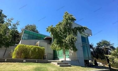 Casa en venta Pirque.