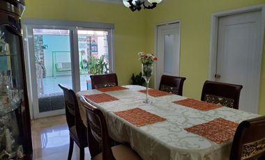 Casa de venta en La Garzota, Etapa 3, Conjunto Cerrado, 4 dormitorios.