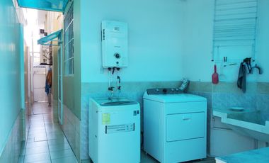 Casa de venta en La Garzota, Etapa 3, Conjunto Cerrado, 4 dormitorios.