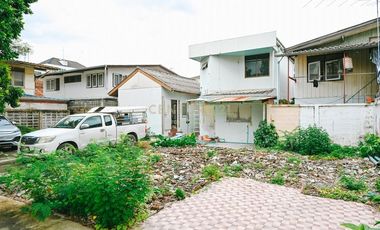 The plot of land is very beautiful! “Thru 2 Soi” 121 sq m. Soi Ari Samphan 5-6 Phahon Yothin Road, Rama 6, BTS Ari No.42-LA-67024