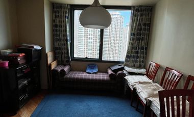 3BR Condominium for Sale in Amorsolo Square East Tower, Rockwell