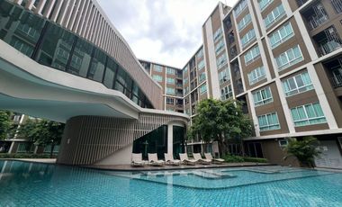 ขายถูกมาก ดีคอนโด แคมปัส รีสอร์ท โดม-รังสิต (dcondo Campus Resort Dome-Rangsit) พื้นที่ใช้สอย 30.10 ตรม. เหมาะแก่การพักอาศัยและลงทุนทำกำไร *  ใกล้ Com