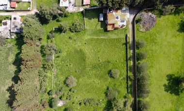 Terreno en Venta en Zinacantepec a 10 min del tren interurbano y 15 min del centro de Toluca.