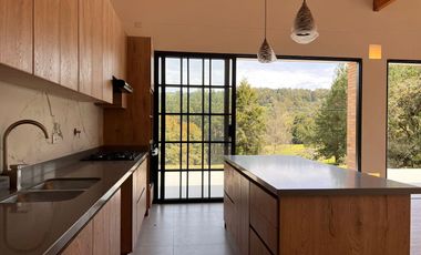 45446 Casa independiente en arriendo en el sector Palmas