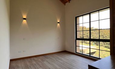 45446 Casa independiente en arriendo en el sector Palmas