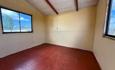Se Vende Casa en Paillaco a pasos de Cesfam, Minimarket , Jardín, Sala cuna.