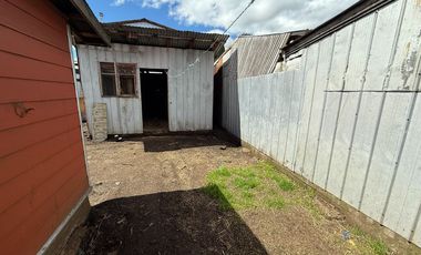 Se Vende Casa en Paillaco a pasos de Cesfam, Minimarket , Jardín, Sala cuna.