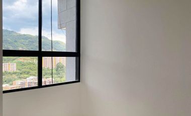 45452 Apartamento en arriendo en el sector Loma del Escobero