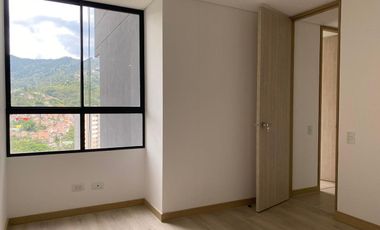 45452 Apartamento en arriendo en el sector Loma del Escobero