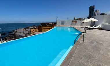 Vendo Departamento Frente al Mar. 100 mts² Se puede Novar $180.- millones con tasa interes de 2,25. posee 3D 2B Estac.. y Bodega.