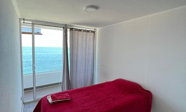 Vendo Departamento Frente al Mar. 100 mts² Se puede Novar $180.- millones con tasa interes de 2,25. posee 3D 2B Estac.. y Bodega.