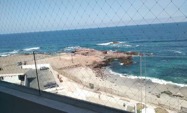 Vendo Departamento Frente al Mar. 100 mts² Se puede Novar $180.- millones con tasa interes de 2,25. posee 3D 2B Estac.. y Bodega.