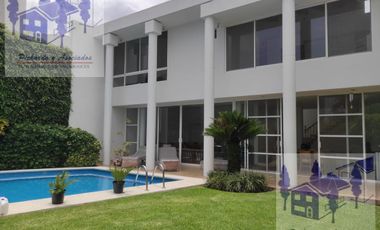 Se Vende Casa En Kloster Sumiya 4 Amplias Recámaras ( 3 De Ellas Con Vista Al Lago )