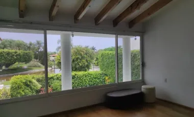 Jiutepec Sumiya Se Vende Casa 4 Amplias Recámaras ( 3 De Ellas Con Vista Al Lago )