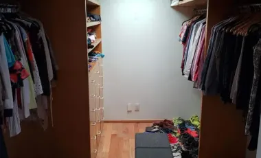 Jiutepec Sumiya Se Vende Casa 4 Amplias Recámaras ( 3 De Ellas Con Vista Al Lago )