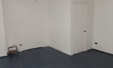 LOCAL COMERCIAL- PLAZA REAL H-211