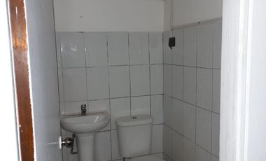 LOCAL COMERCIAL- PLAZA REAL H-211