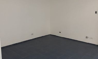 LOCAL COMERCIAL- PLAZA REAL H-211