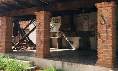 SE VENDE PROPIEDAD COMO TERRENO EN ZONA DE ALTA PLUSVALIA IDEAL PARA DESARROLLADORES O CONSTRUCTORES