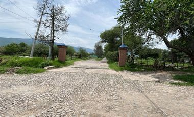 Terreno en Venta Fraccionamiento Roca Azul Jocotepec.