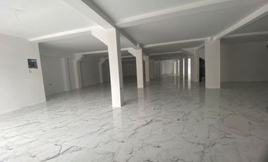 LOCAL COMERCIAL EN RENTA EN CENTRO DE MACHALA