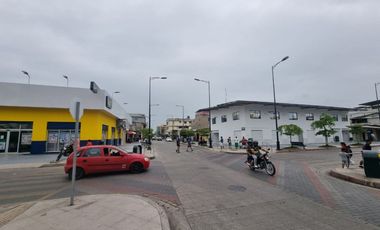 LOCAL COMERCIAL EN RENTA EN CENTRO DE MACHALA
