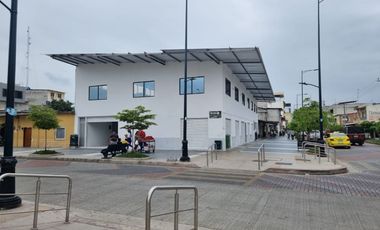 LOCAL COMERCIAL EN RENTA EN CENTRO DE MACHALA