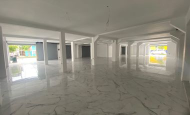 LOCAL COMERCIAL EN RENTA EN CENTRO DE MACHALA