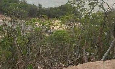 Lote de terreno en venta con vista al mar en Bahías de Huatulco