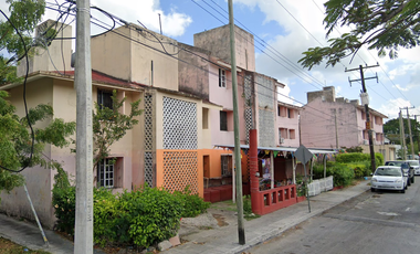 CASA EN EDIF A 2 LAS GOLONDRINAS COZUMEL CENTRO QUINTANA ROO. ¡CASA EN REMATE! -FQA