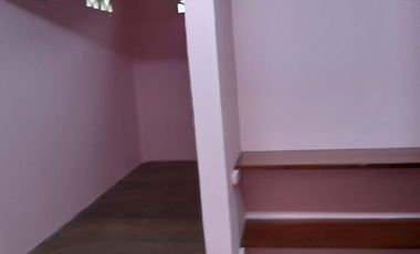 VENTA DE CASA EN BARRIO CHONE ESMERALDAS CASA DE 3 PSIOS .. FINOS ACABADOS .. COMPRE ESTA CASA ESTA A LA ENTRADA .. LO MEJOR Y COMODIDAD .. ZONA COMER