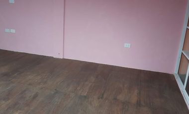 VENTA DE CASA EN BARRIO CHONE ESMERALDAS CASA DE 3 PSIOS .. FINOS ACABADOS .. COMPRE ESTA CASA ESTA A LA ENTRADA .. LO MEJOR Y COMODIDAD .. ZONA COMER
