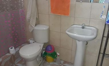 GRATIS .. CASA GRANDE EN LA TOLITA 1 . DE VENTA O ARRIENDO .. MUY COMODO PARA VIVIR UNA FAMIALIA Y SU SUEGRA .. LA COMODIDAD SE SIENTE