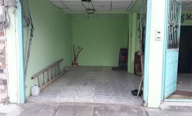 GRATIS .. CASA GRANDE EN LA TOLITA 1 . DE VENTA O ARRIENDO .. MUY COMODO PARA VIVIR UNA FAMIALIA Y SU SUEGRA .. LA COMODIDAD SE SIENTE