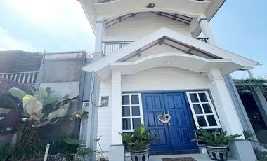 Jual Rumah Mewah di Puncak Trawas Mojokerto Dekat Alun-Alun Trawas, Rustic Market