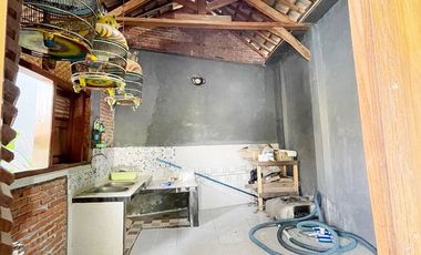 Jual Rumah Mewah di Puncak Trawas Mojokerto Dekat Alun-Alun Trawas, Rustic Market