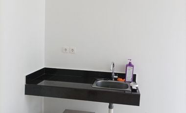 Dijual / Disewakan Apartemen Roseville Soho BSD City Tangerang Selatan Semi Furnished Bagus Nyaman Strategis