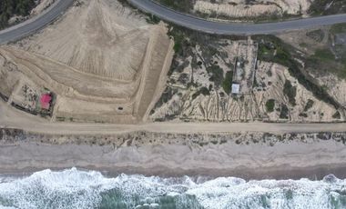 Terreno frente al mar de Venta en Manta zona sur