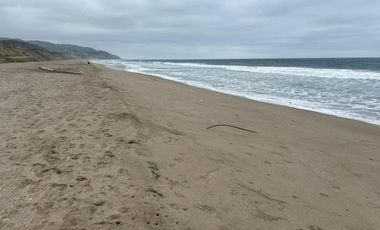 Terreno frente al mar de Venta en Manta zona sur