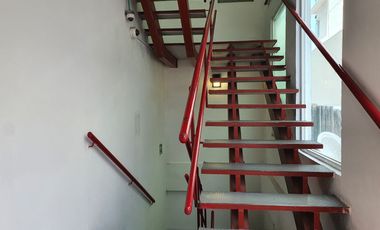 RENTA ESPACIOSA OFICINA EN INTERLOMAS EDIFICIO PHILLIPS