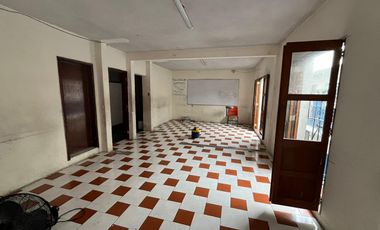 𝐒𝐄 𝐑𝐄𝐍𝐓𝐀 𝐎 𝐕𝐄𝐍𝐃𝐄 𝐄𝐃𝐈𝐅𝐈𝐂𝐈𝐎.𝐀𝐕. 𝐒𝐈́𝐌𝐁𝐎𝐋𝐎𝐒 𝐏𝐀𝐓𝐑𝐈𝐎𝐒 𝐀 𝐌𝐄𝐃𝐈𝐀 𝐂𝐔𝐀𝐃𝐑𝐀 𝐃𝐄 𝐏𝐄𝐑𝐈𝐅𝐄́𝐑𝐈𝐂𝐎.