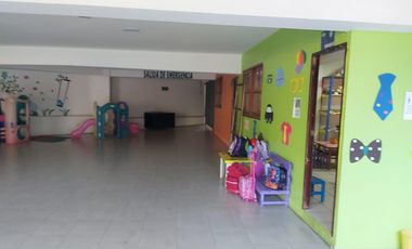 SE VENDE O SE RENTA EDIFICIO EN AVENIDA SIMBOLOS PATRIOS