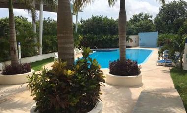 Casa con dos terrazas planta baja y rooftop, alberca privada, venta, Huayacan Cancun.