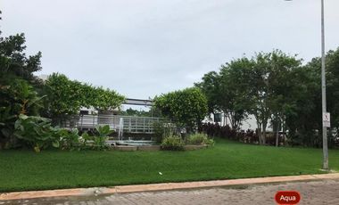 Casa con dos terrazas planta baja y rooftop, alberca privada, venta, Huayacan Cancun.