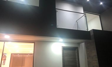 Venta casa Calderon a estrenar cerca del CC Coral, dos plantas