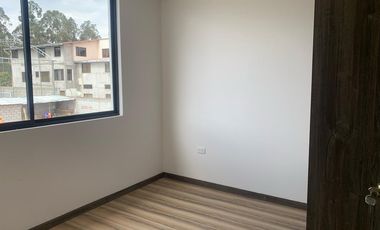 Venta casa Calderon a estrenar cerca del CC Coral, dos plantas